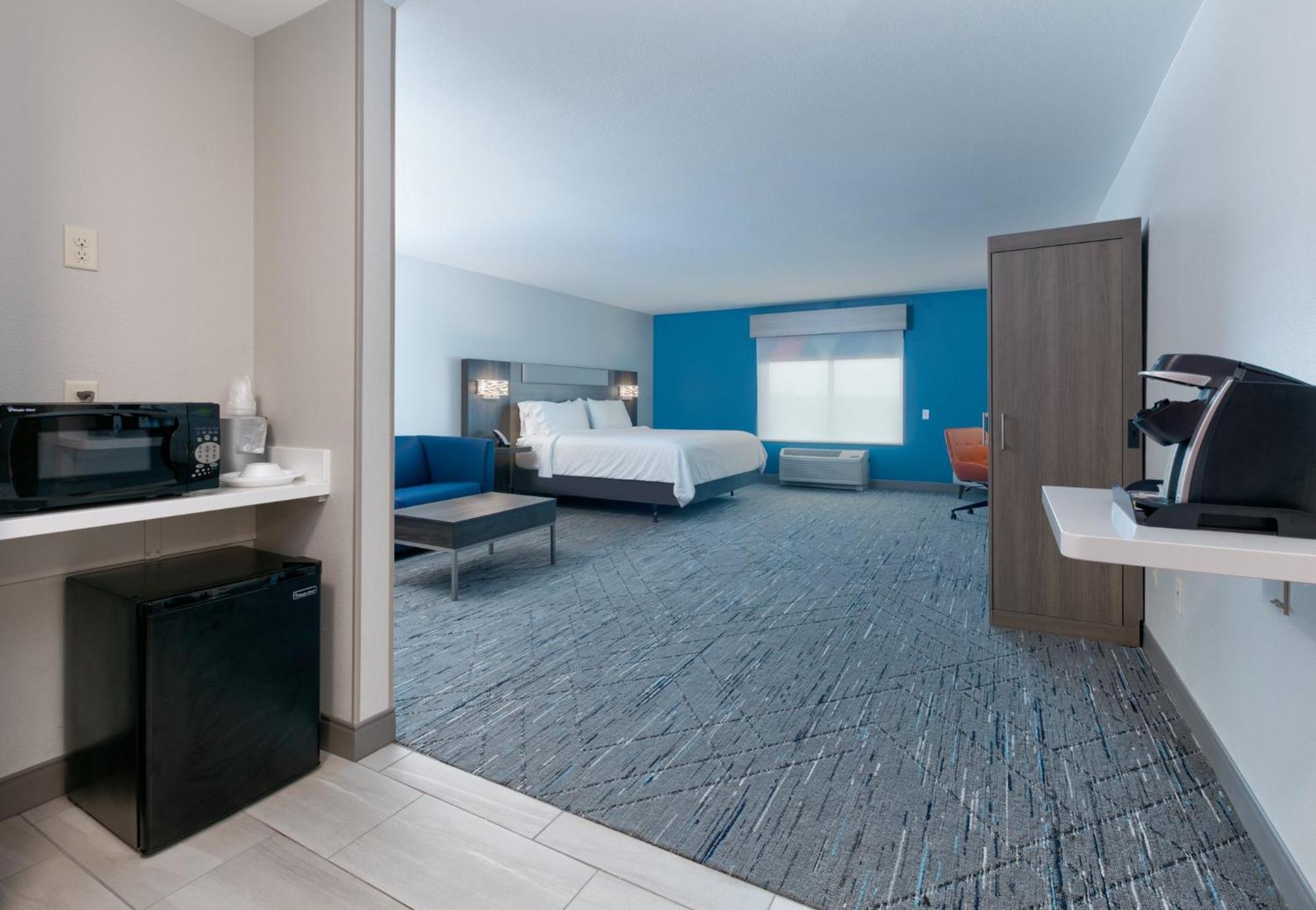 Holiday Inn Express Hotel & Suites Shakopee By Ihg Exterior photo
